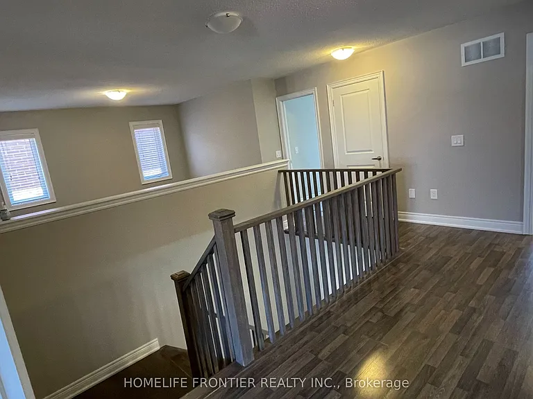 8 N Jericho Ave — Photo 14