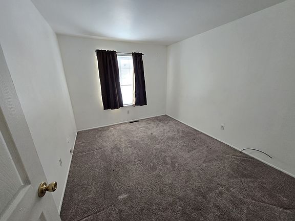 5th image of 30280 Southfield Rd #110