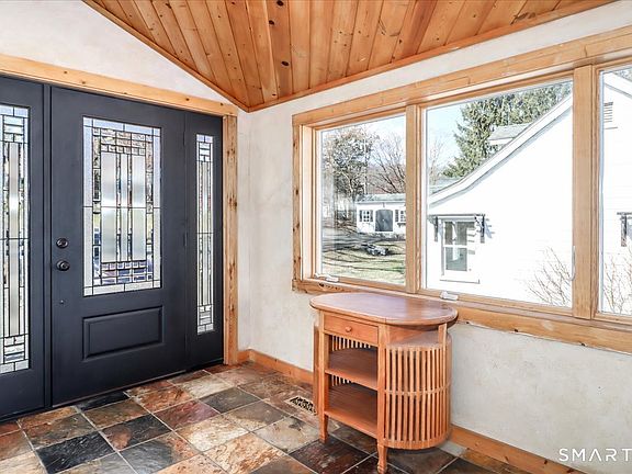 4th image of 19 Cedar Drive