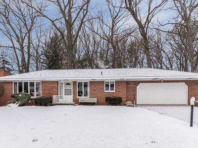1015 Camelot Dr, Muskegon, MI, 49445