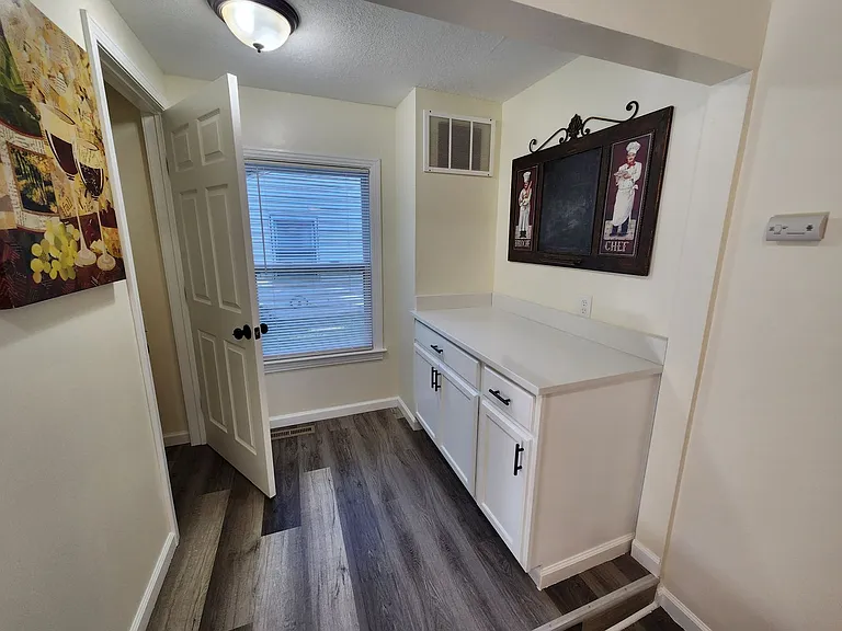 917 SW Watson Ave — Photo 8