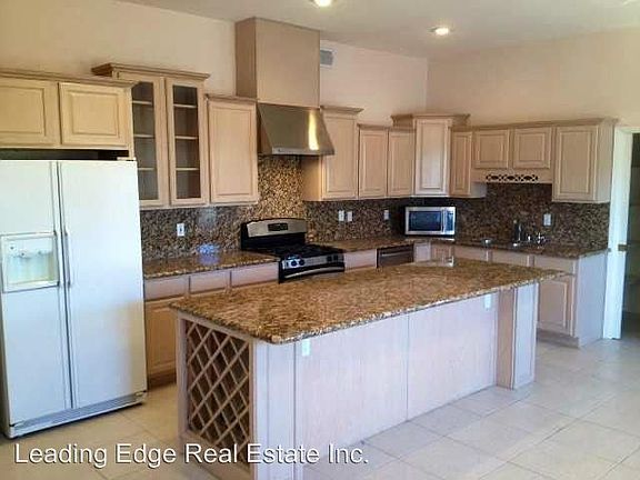 3rd image of 4536 Globe Willow Dr