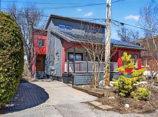 424 Lochaber Ave, Ottawa, ON K2A 0A6