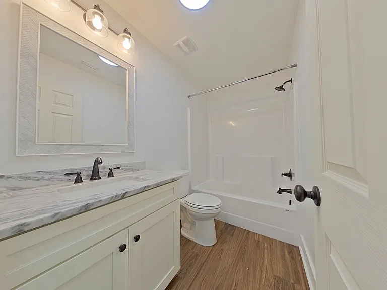 17-web-or-mls-11 Bathroom-2_03202026