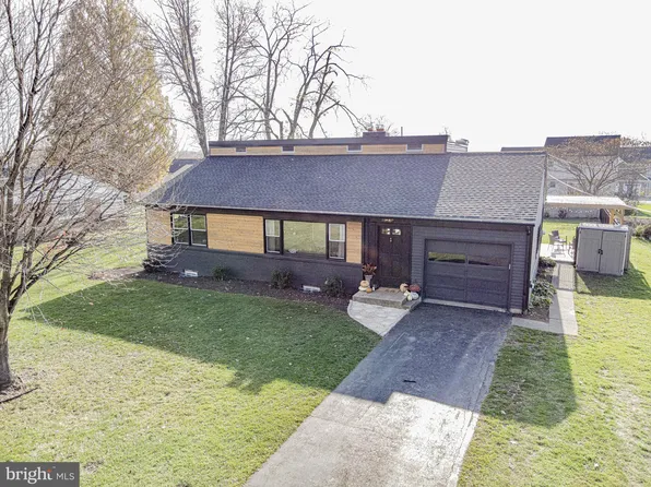 130 City Mill Rd, Lancaster, PA 17602