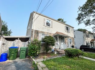 118 Mac Arthur Dr, Edison, NJ 08837