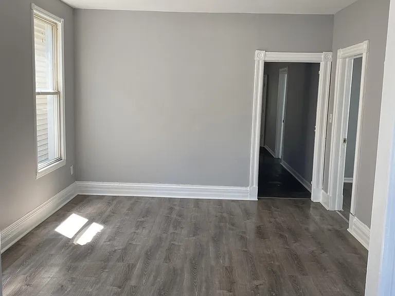 381 5th Ave #2 — Photo 10