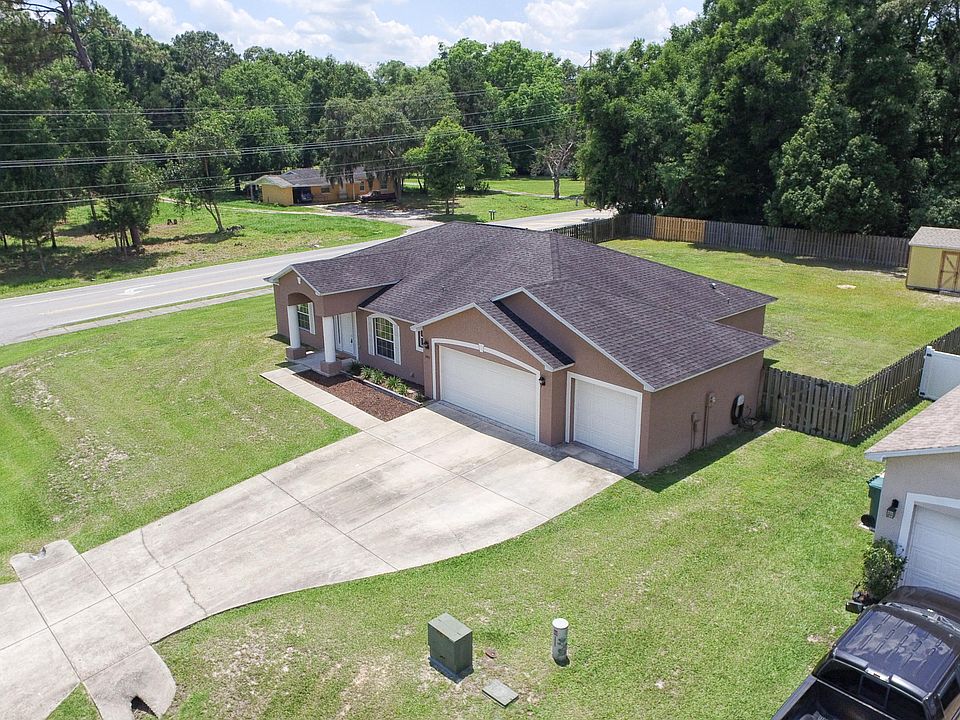 1st image of 2402 NE 26th Ct