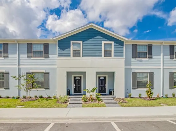 2438 Dubai St, Kissimmee, FL 34747