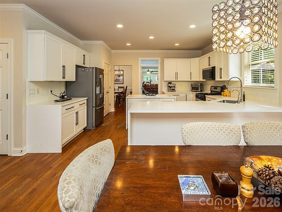 4th image of 115 Ginger Quill Cir