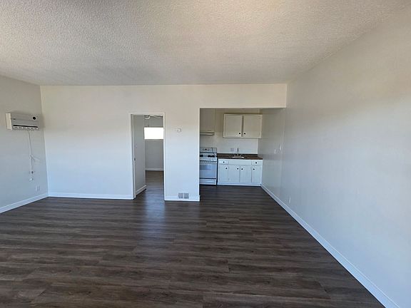 4th image of 417 N Bush St APT 10