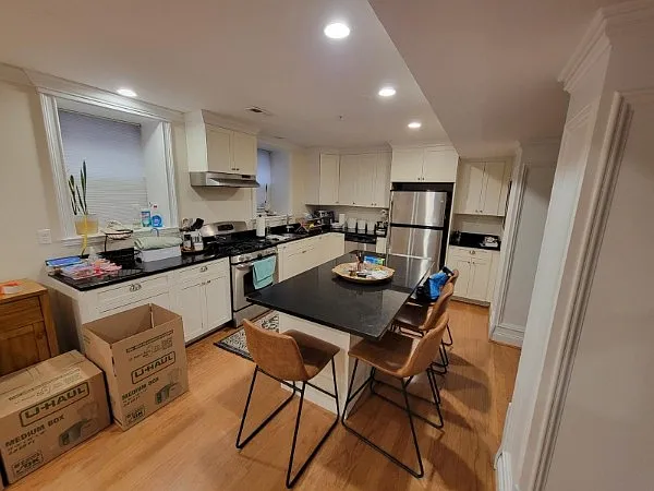 1803 Beacon St #B — Photo 5
