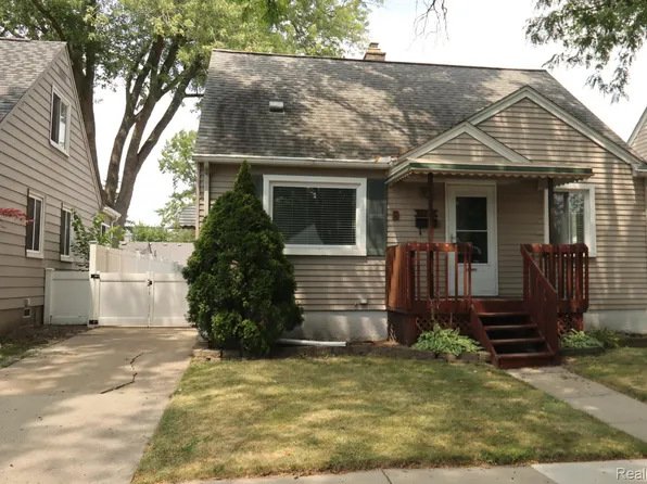 1821 Ardmore Dr, Ferndale, MI 48220