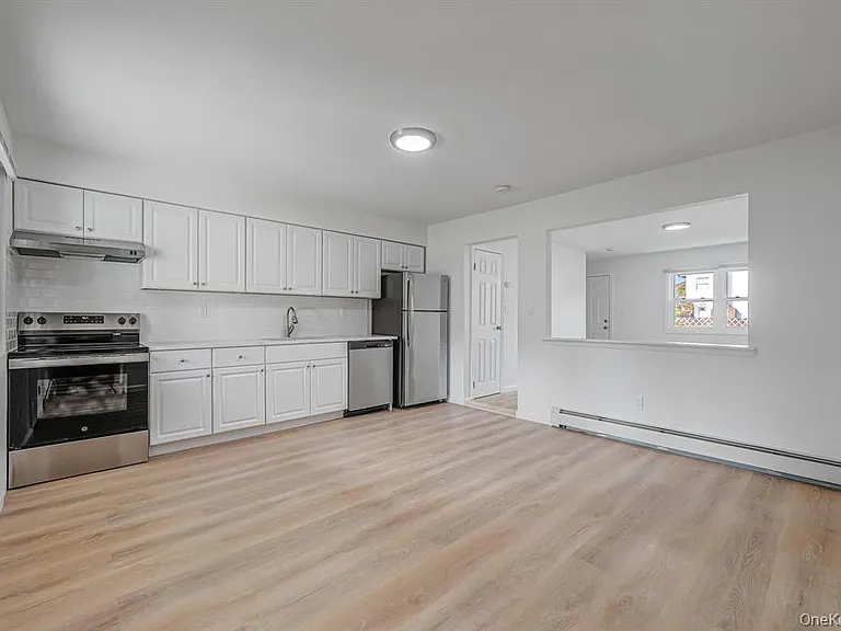 54 Evergreen St #A — Photo 4