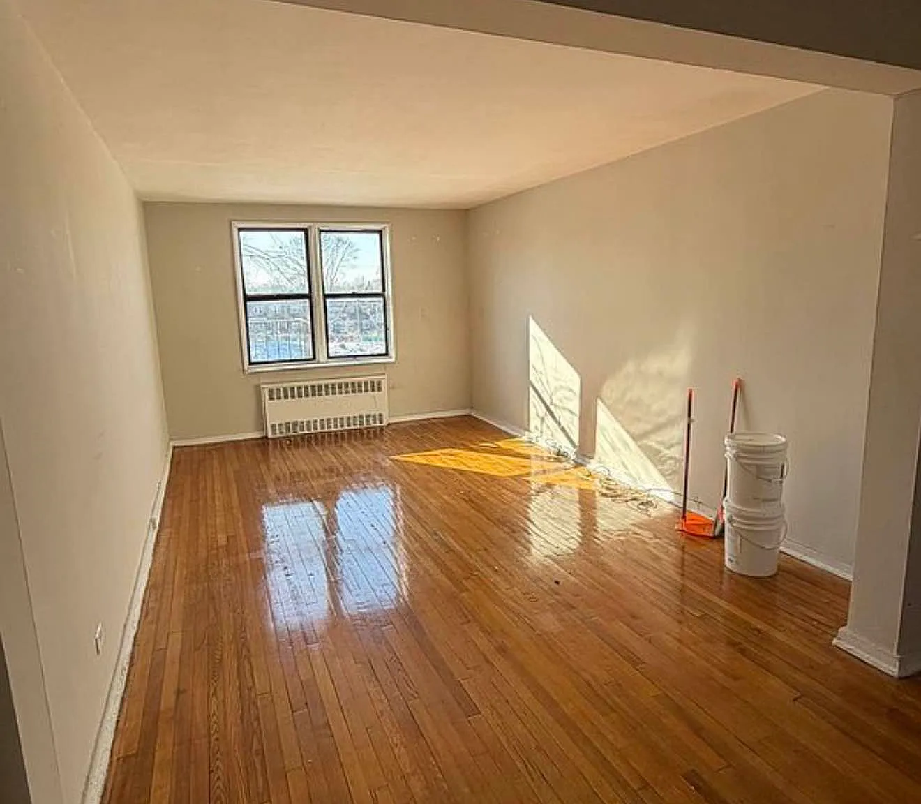 76-09 34th Avenue — Photo 1