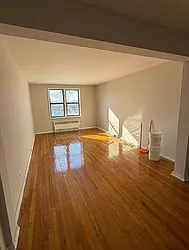 76-09 34th Avenue, #616
