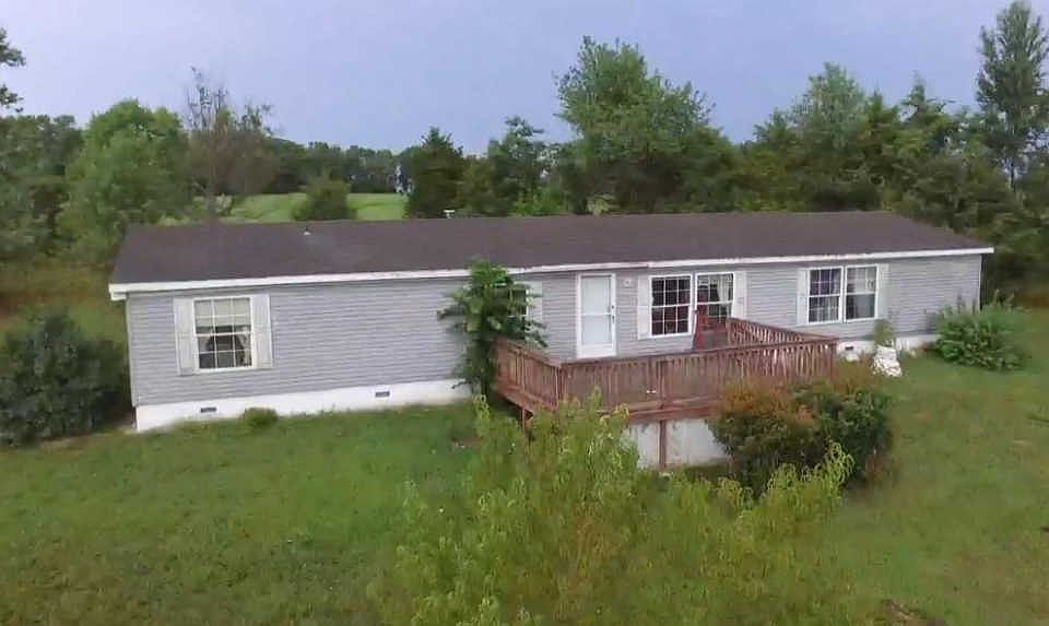 2nd image of 205 Valley Vista Dr