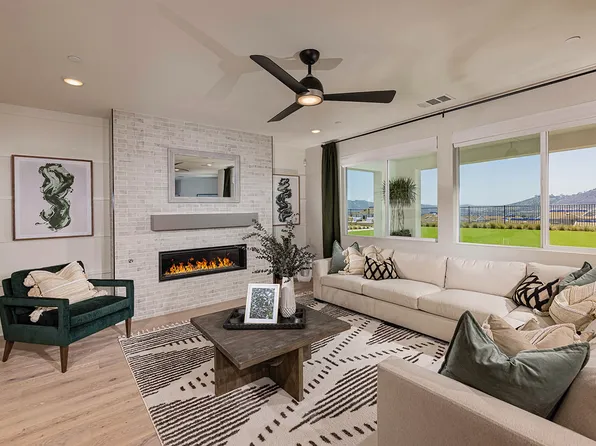 Homes Available Soon, Tangelo