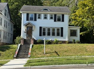 16 Park Place, Meriden, CT 06451