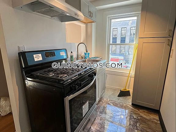 5th image of 14 Johnson Ave APT 1