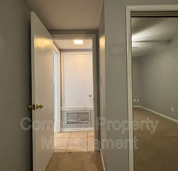 55 Hanover Cir S #206 — Photo 15