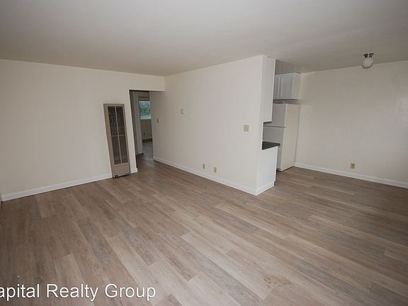 4th image of 241 San Diego Ave #6