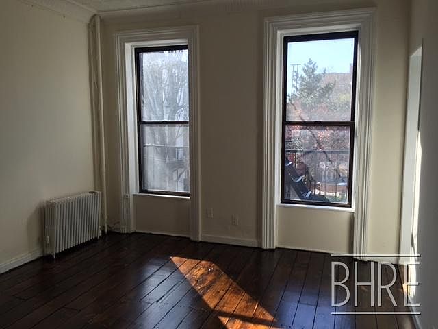 1st image of 478 Henry St APT 3