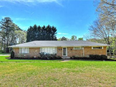 1527 Plumcrest Dr, Charlotte, NC, 28216