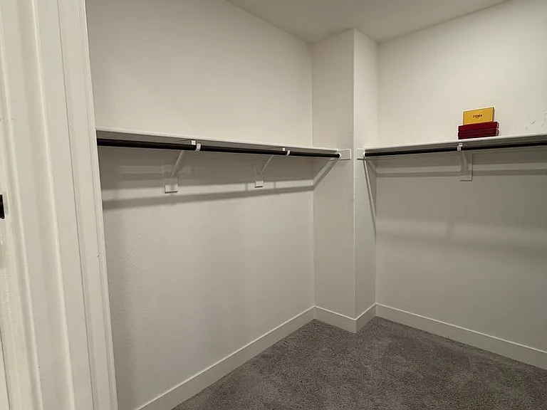 2478 Founders Pl — Photo 47