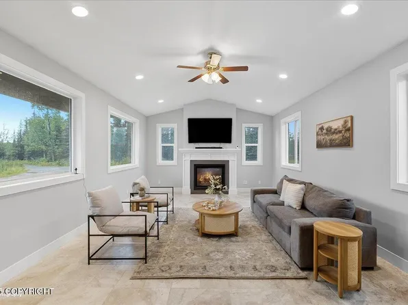 36170 Connie Ct, Soldotna, AK 99669