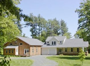 595 River Rd, Deerfield, MA 01342
