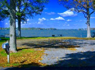 7699 Park Dr, Russells Point, OH 43348