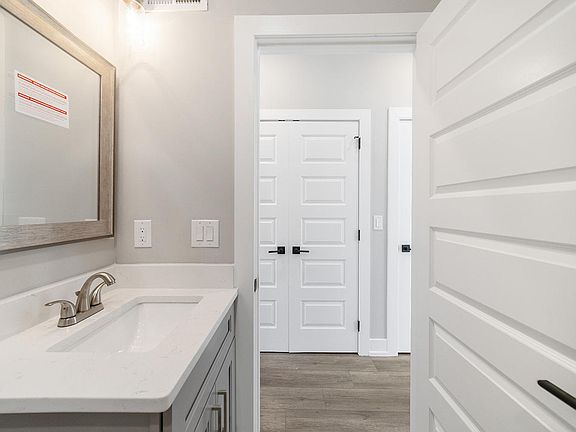 3rd image of 1404 S 27th St #1