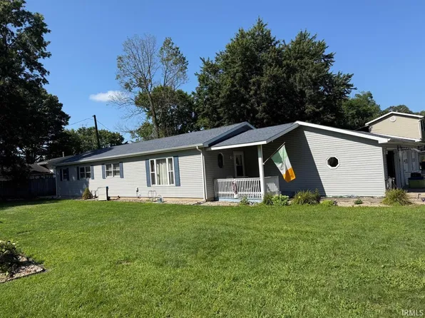 424 Star Ct, Knox, IN 46534