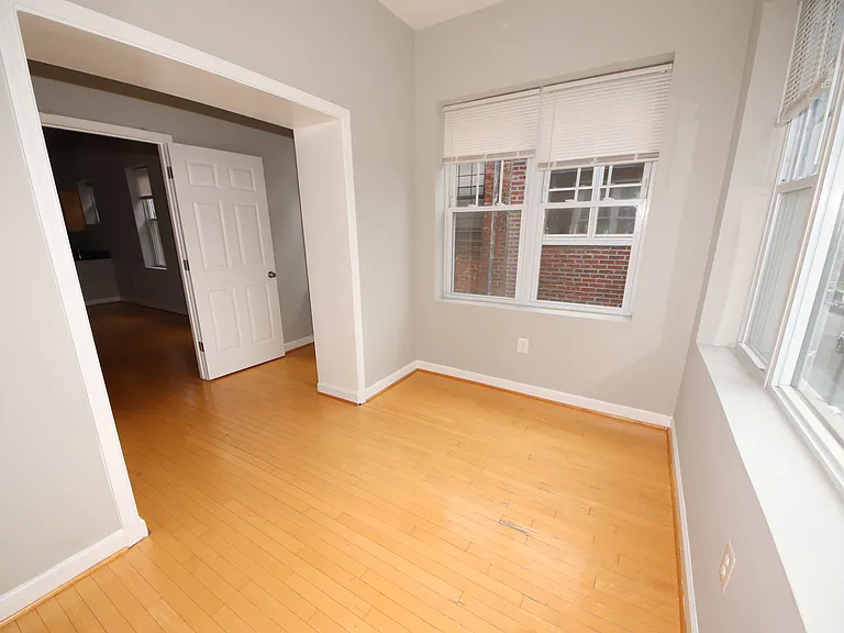 2443 Callow Ave #3 — Photo 15