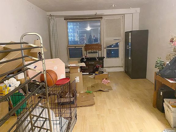 5th image of 98-20 62nd Dr APT 3B