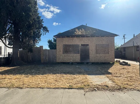 1939 Bauder Street, Selma, CA 93662