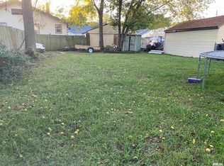 2349 S 5th St, Springfield, IL 62703