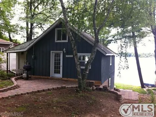 441 Yoder Ln, Vestaburg, MI 48891