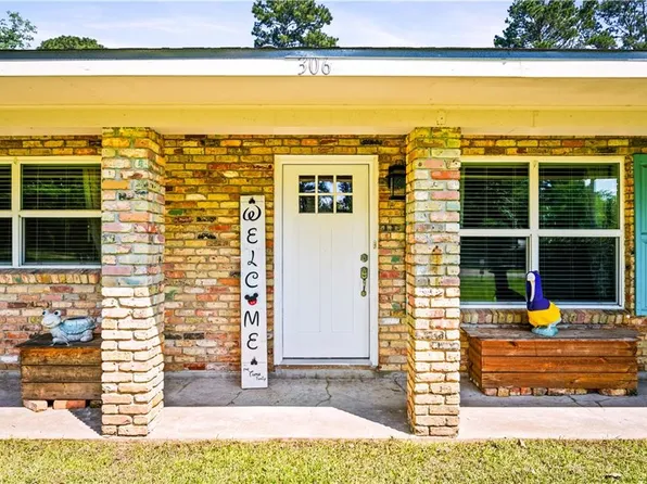 306 Beverly Loop, Pineville, LA 71360