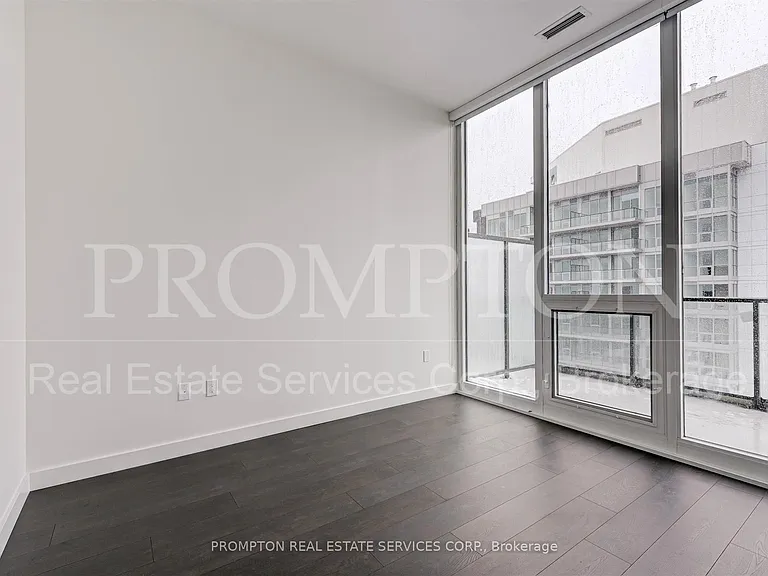 95 McMahon Dr #2801 — Photo 11