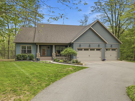 4th image of 9694 Stony Creek Ct