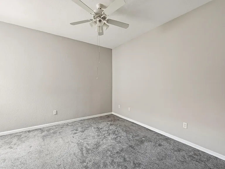 9056 Plymouth Pl — Photo 24