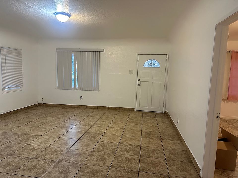 1st image of 788 N Mountain View Ave
