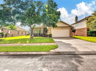 3511 Cypress Village Dr, Pearland, TX 77584