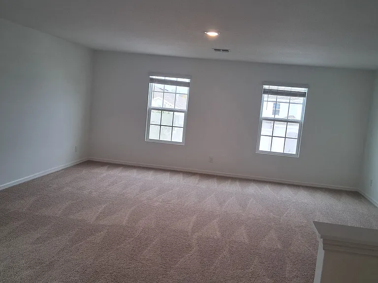 772 Fairfields St — Photo 5