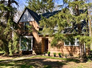 826 E Glenwood Rd, Glenview, IL 60025