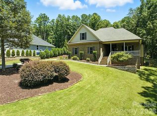 4080 Barbrick St, Sherrills Ford, NC 28673