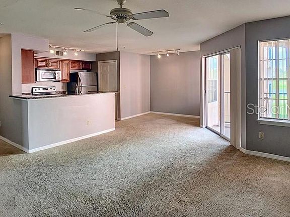 4th image of 7320 Westpointe Blvd APT 526