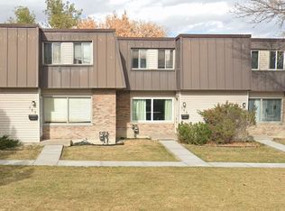 749 Kingsmere Cres SW #749, Calgary, AB T2V 2H9